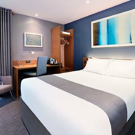 Travelodge Liverpool Central Exchange Street Εξωτερικό φωτογραφία