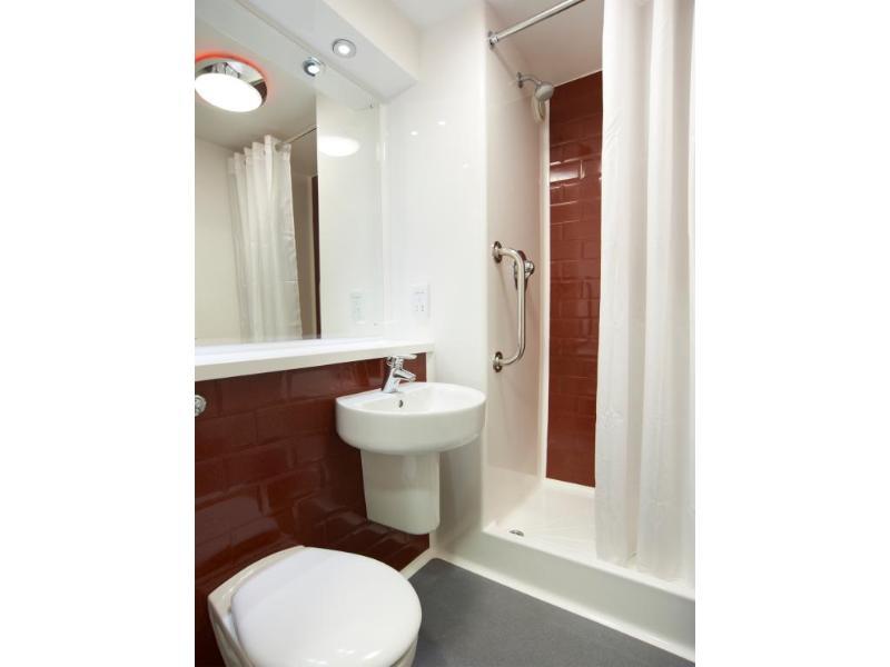Travelodge Liverpool Central Exchange Street Εξωτερικό φωτογραφία